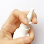 【男性不妊に有用】オキシトシンの点鼻で脳と男性機能の両方改善！